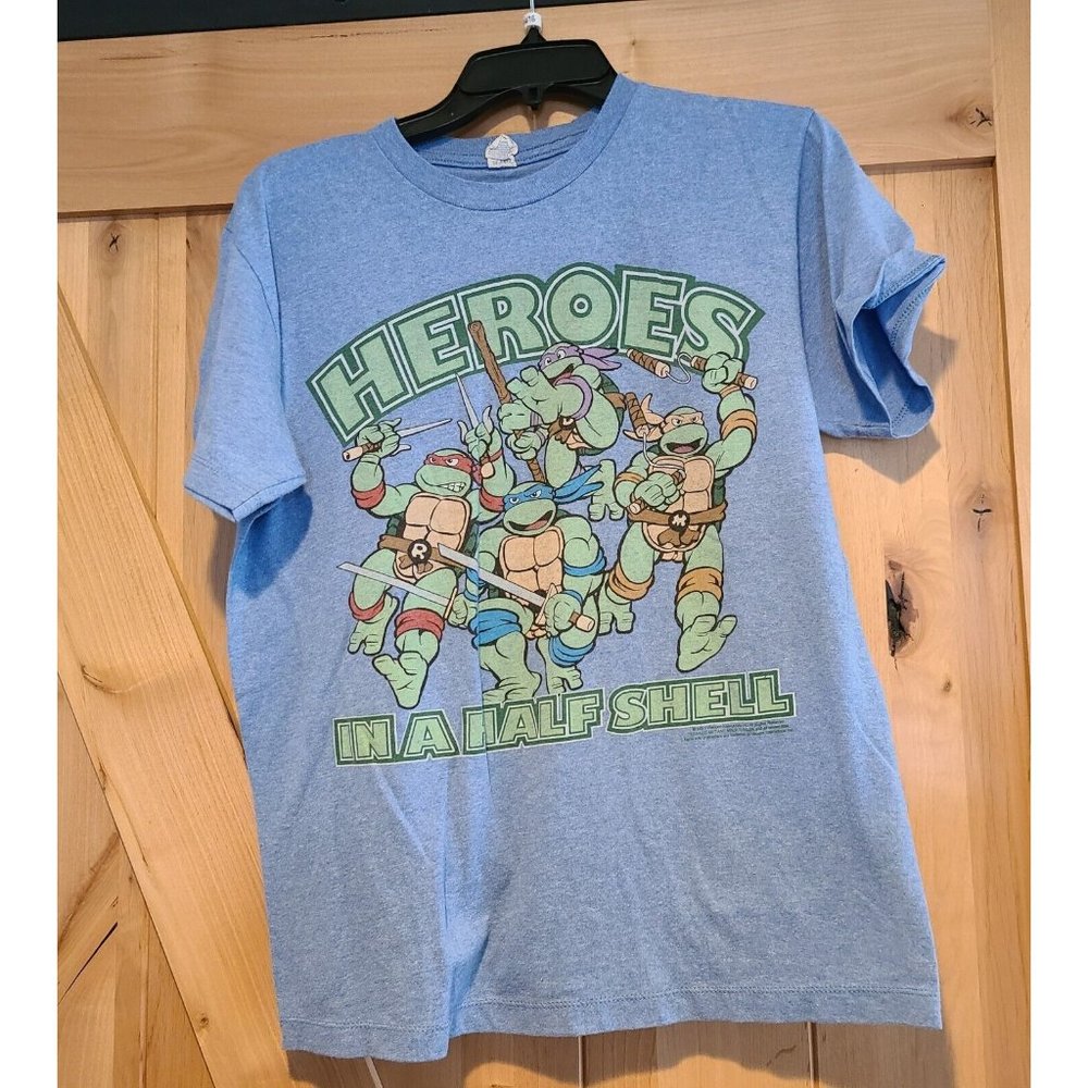 Size M 2011 RETRO - VIACOM - TMNT - HEROES IN A HALF SHELL - T SHIRT
